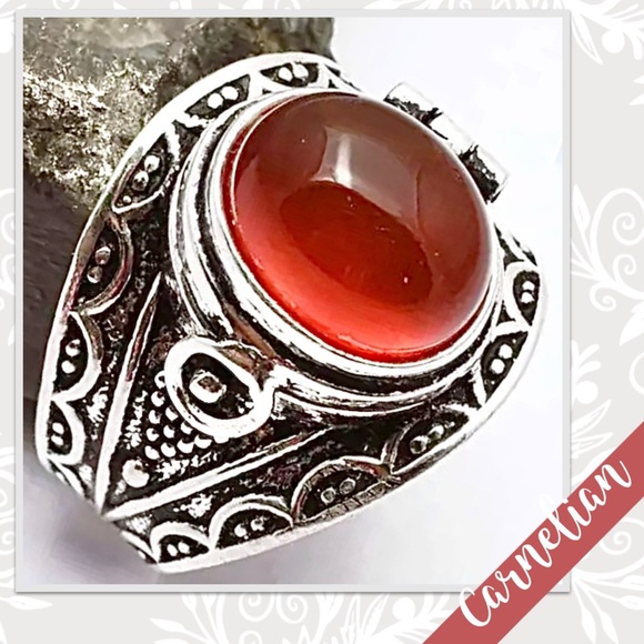 Carnelian Ring - Solitaire Statement Ring - Red Vintage Ring  Carnelian Eclectic Silver Poison Ring, Size 6.25 (Red w/ hint of Orange)